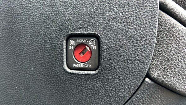 Used Toyota C-HR 2024 for sale - 76042209: Photo 42