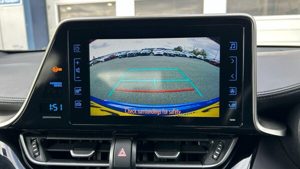 Used Toyota C-HR 2019 for sale - 76227900: Photo 24
