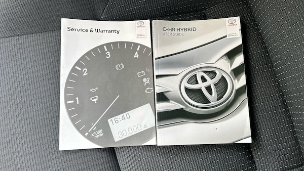 Used Toyota C-HR 2019 for sale - 76227900: Photo 45