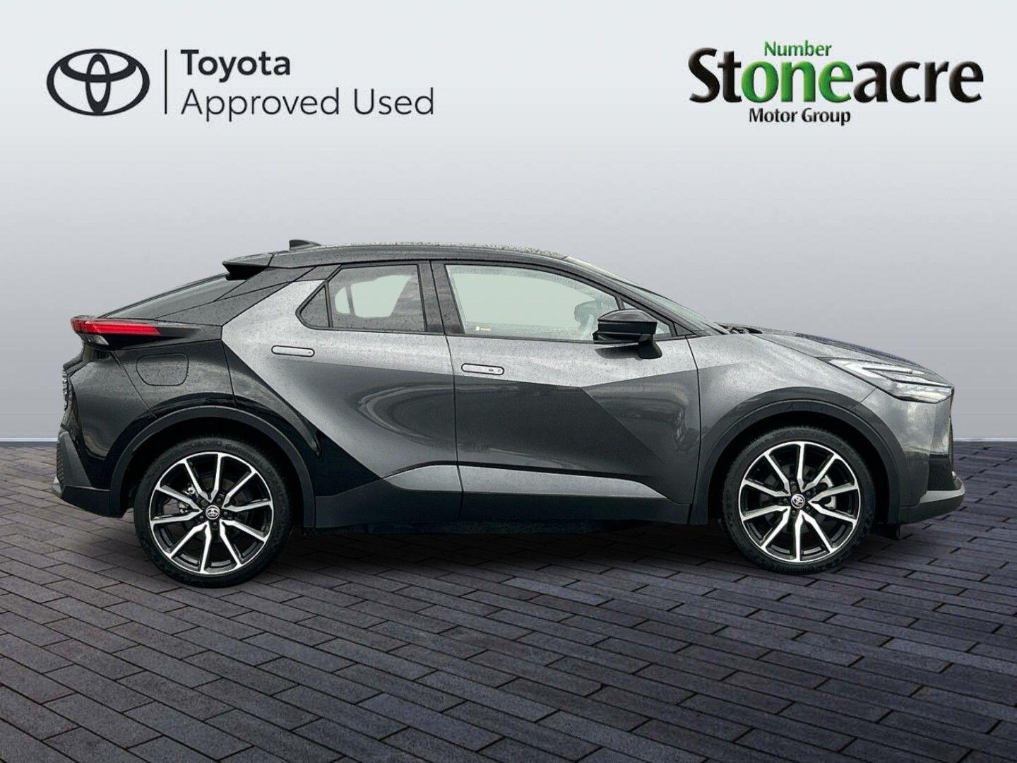 Used Toyota C-HR 2024 for sale - 77439798: Photo 2