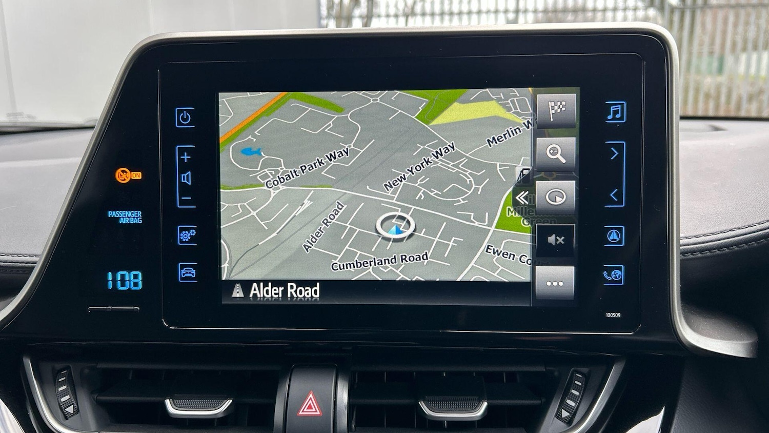 Used Toyota C-HR 2019 for sale - 77710368: Photo 11