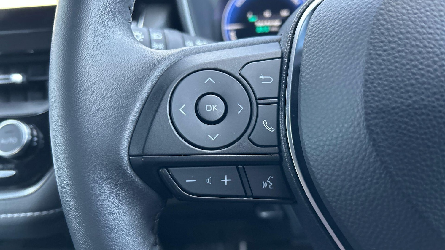 Used Toyota Corolla 2025 for sale - 78071825: Photo 35