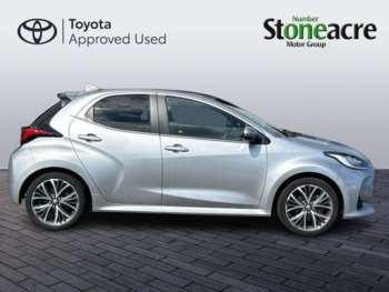 Used Toyota Yaris 2022 for sale - 74498412: Photo