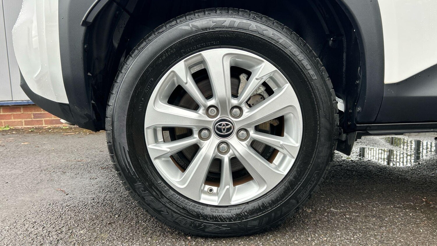 Vehicle 21