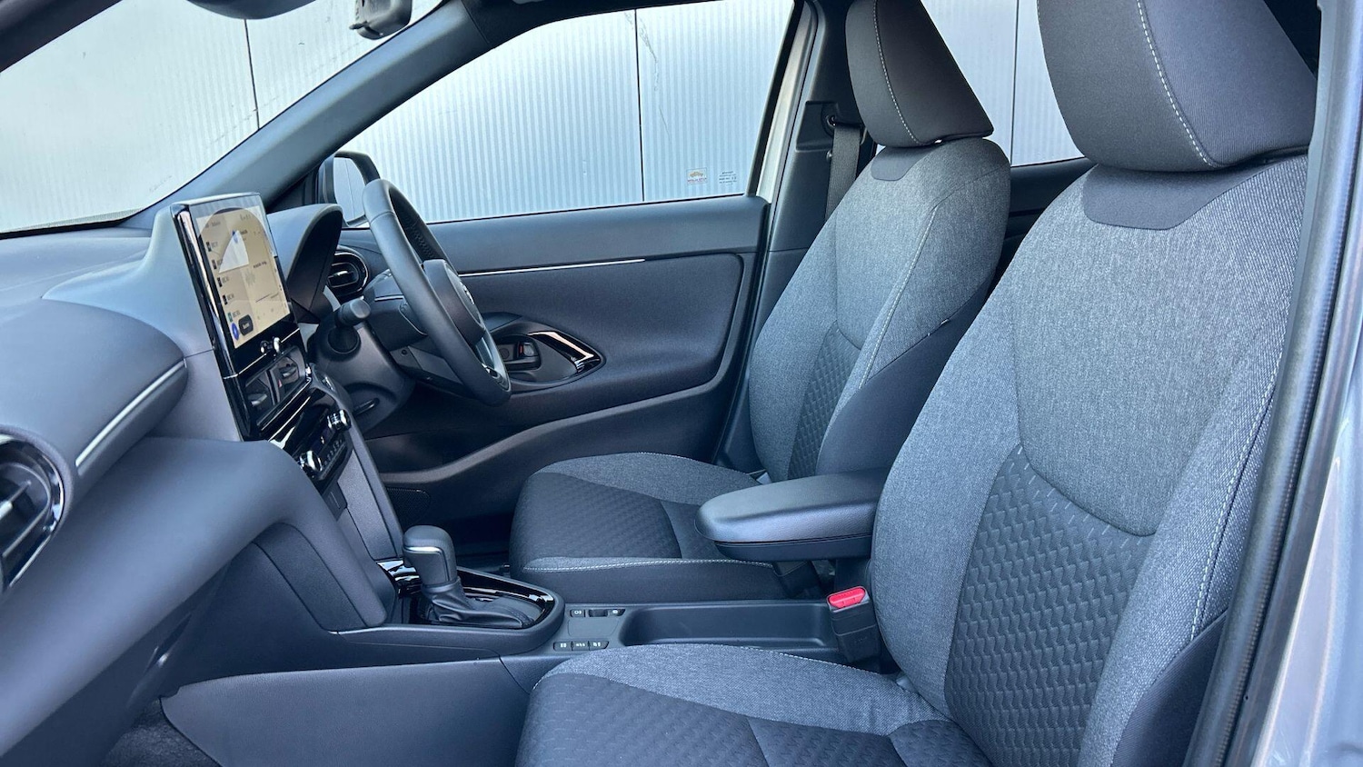 Used Toyota Yaris Cross 2025 for sale - 77253825: Photo 14