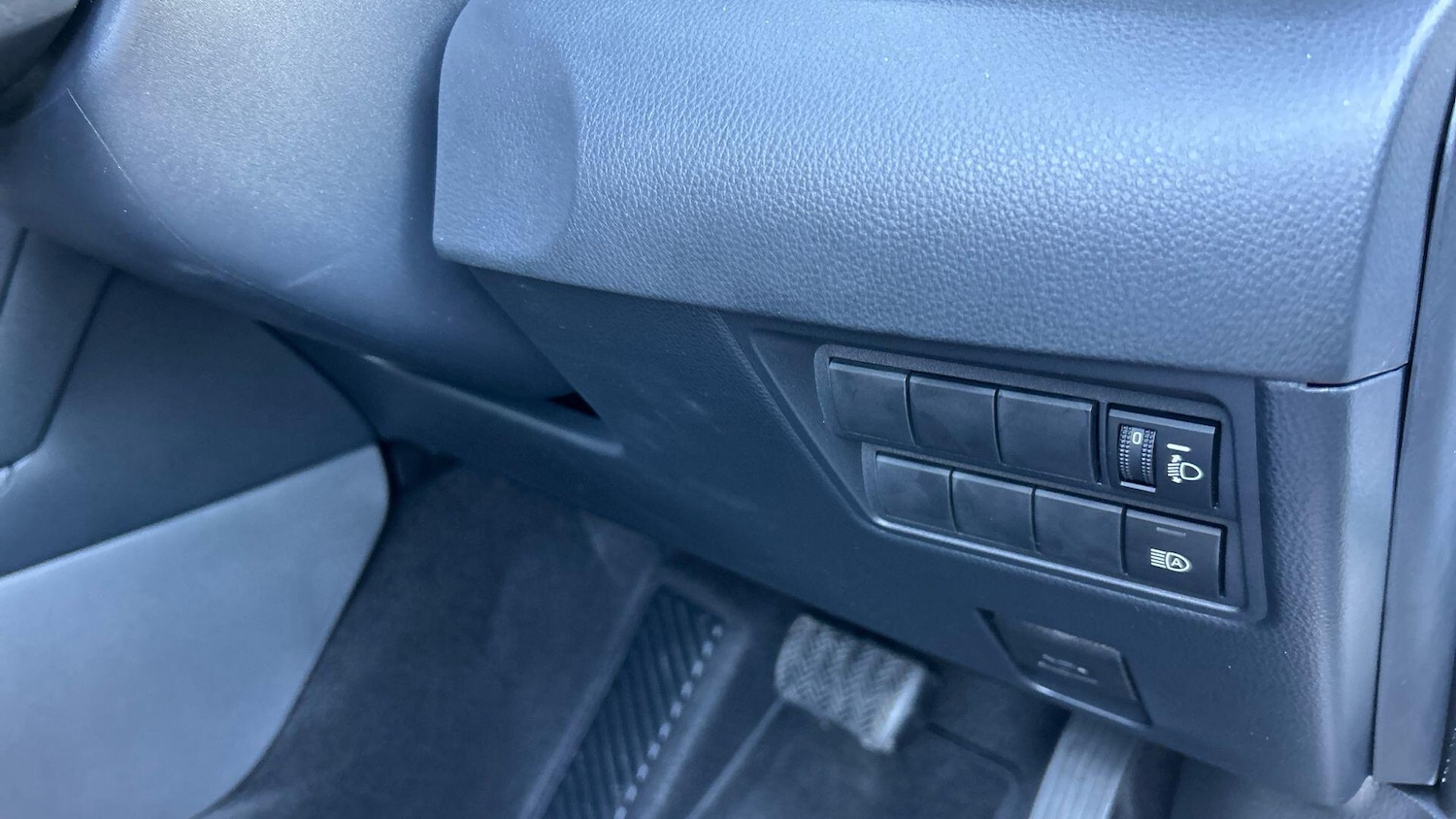 Used Toyota Yaris Cross 2025 for sale - 77253825: Photo 37