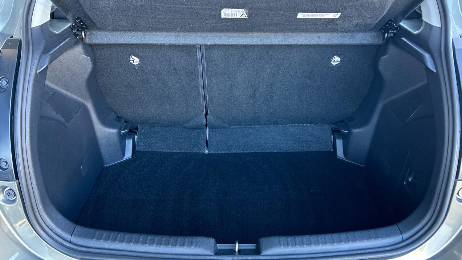 Used Toyota Yaris 2023 for sale - 77939433: Photo 18