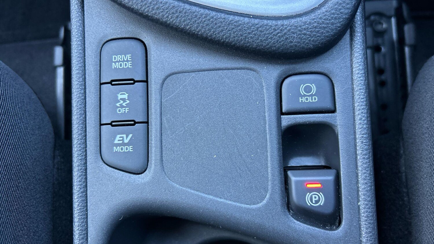 Used Toyota Yaris 2023 for sale - 77939433: Photo 32