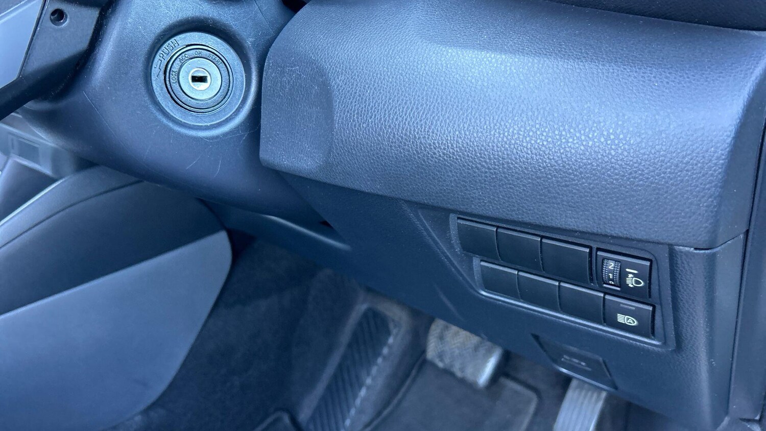 Used Toyota Yaris 2023 for sale - 77939433: Photo 34