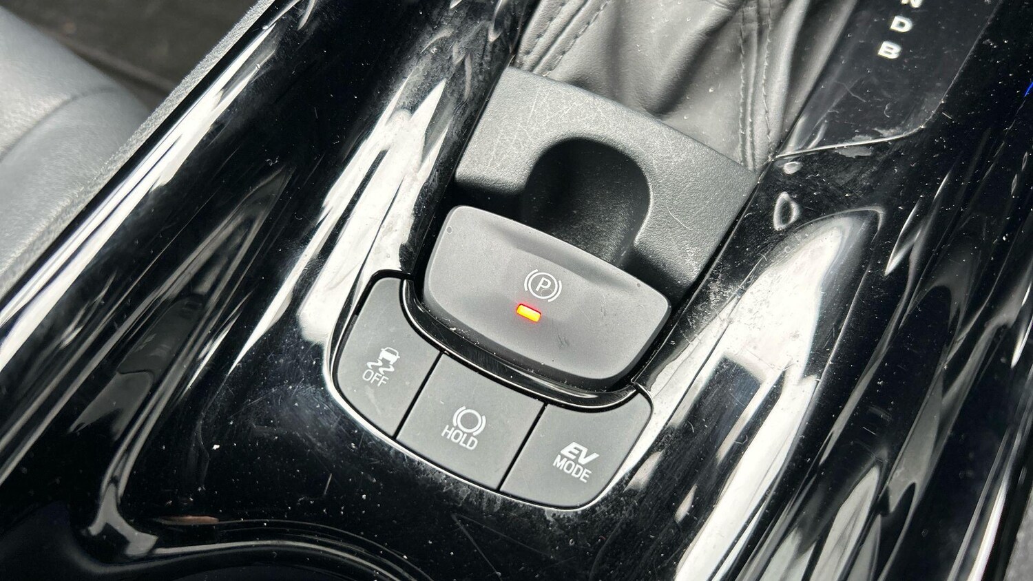 Used Toyota C-HR for sale - 77909726: Photo 32