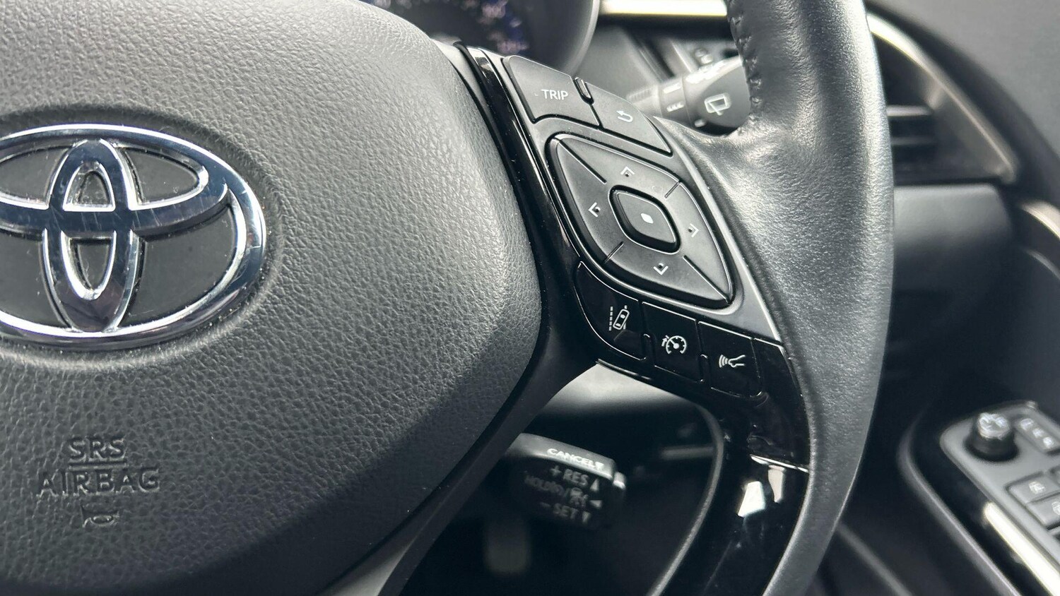 Used Toyota C-HR for sale - 77909726: Photo 37