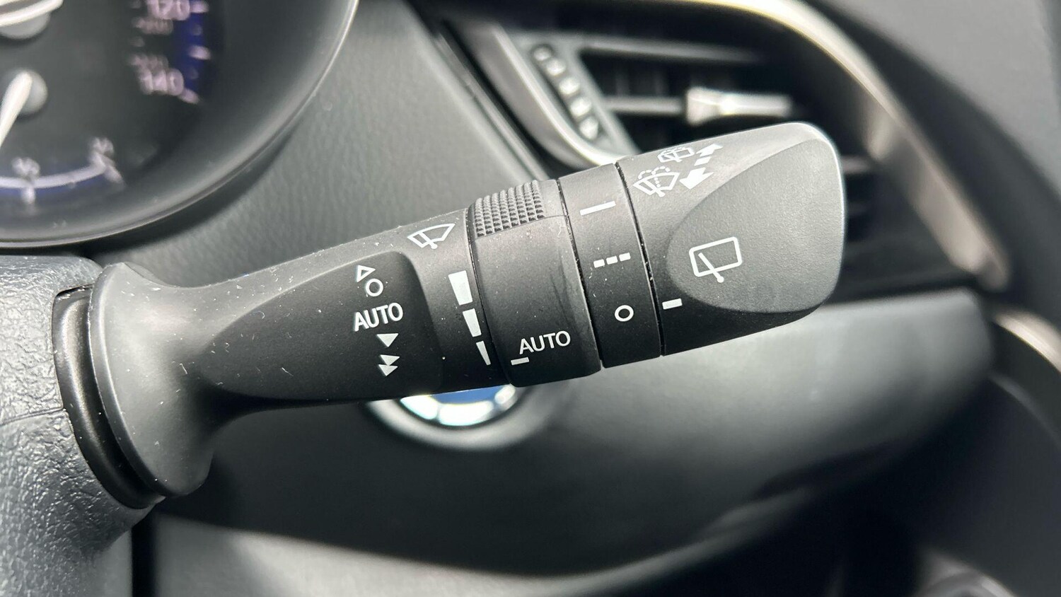 Used Toyota C-HR for sale - 77909726: Photo 38