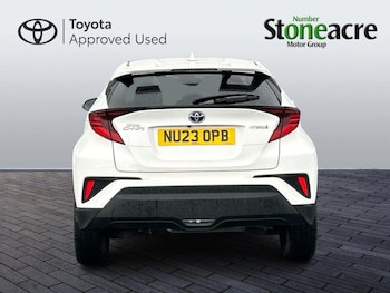 Used Toyota C-HR 2023 for sale - 77909726: Photo