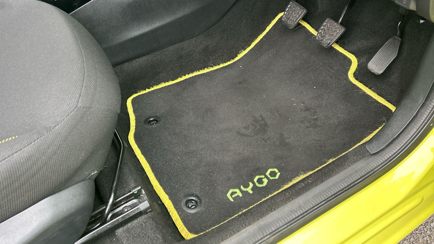 Used Toyota AYGO 2016 for sale - 76657225: Photo 34