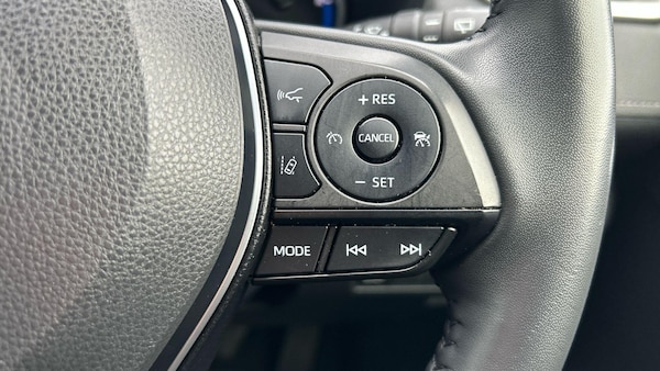 Used Toyota RAV4 2022 for sale - 76020928: Photo 41