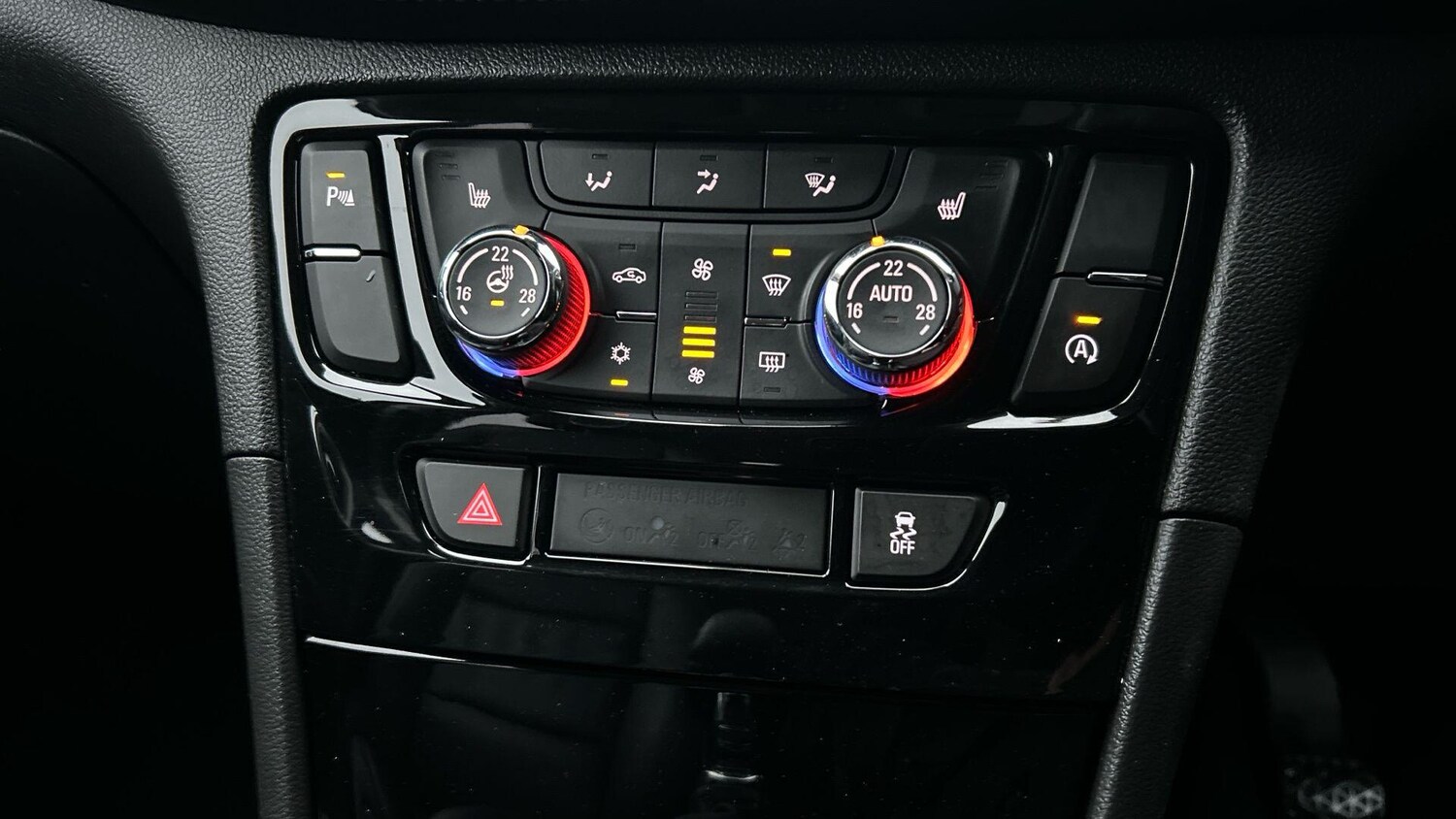 Used Vauxhall Mokka X 2018 for sale - 77455071: Photo 31