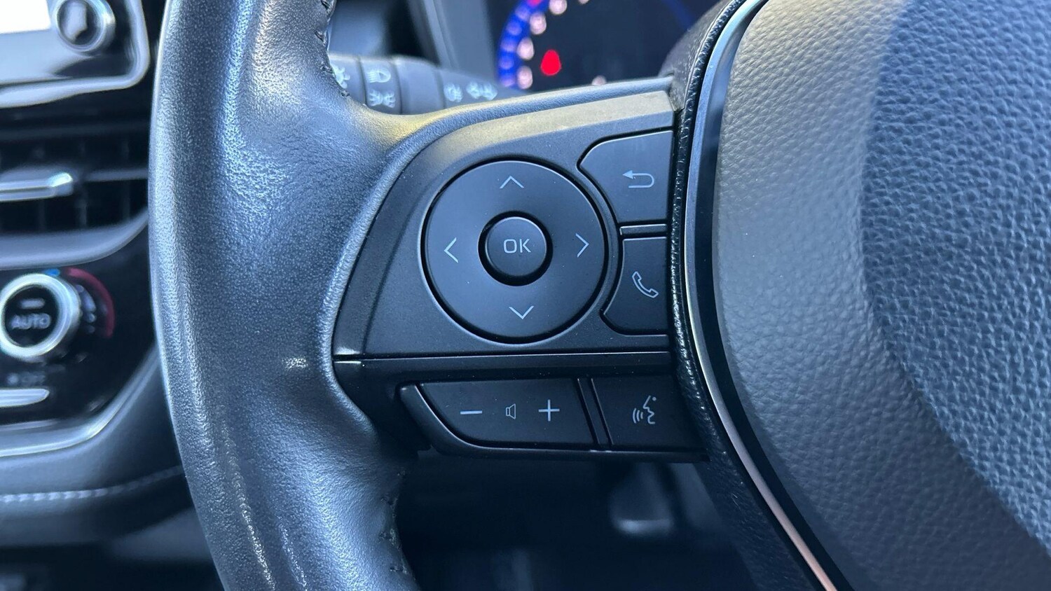 Used Toyota Corolla 2020 for sale - 76043348: Photo 40