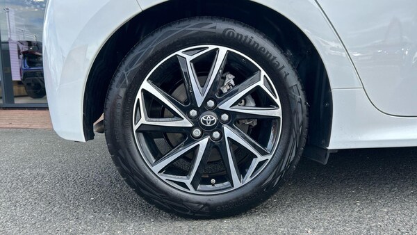 Used Toyota Yaris 2023 for sale - 76200039: Photo 21