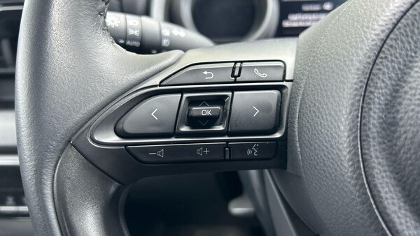Used Toyota Yaris 2023 for sale - 76200039: Photo 35
