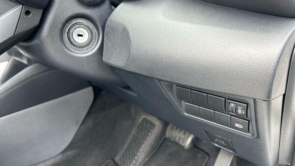 Used Toyota Yaris 2023 for sale - 76200039: Photo 39