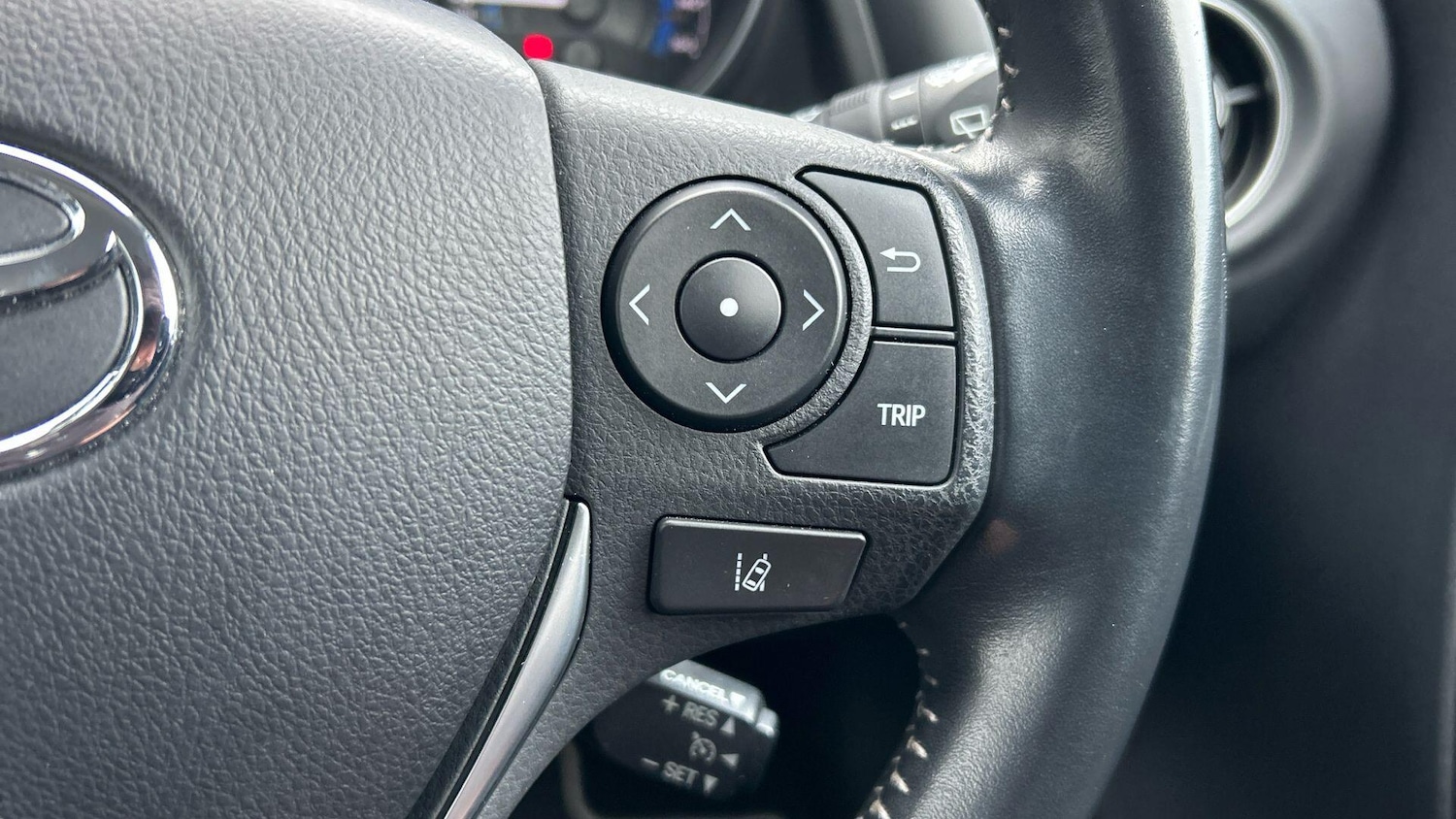 Used Toyota Auris for sale - 76997330: Photo 36