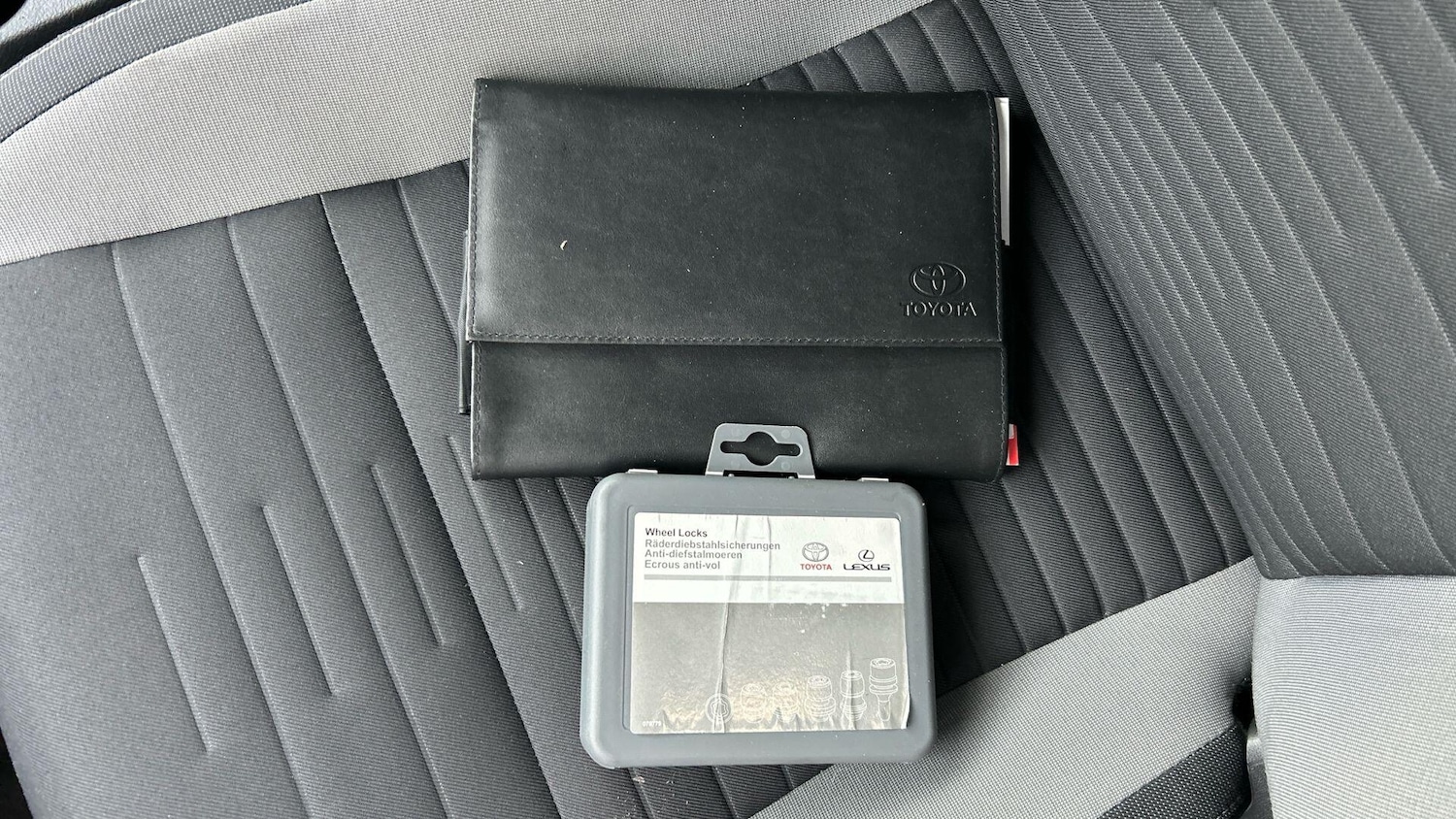 Used Toyota Auris for sale - 76997330: Photo 41