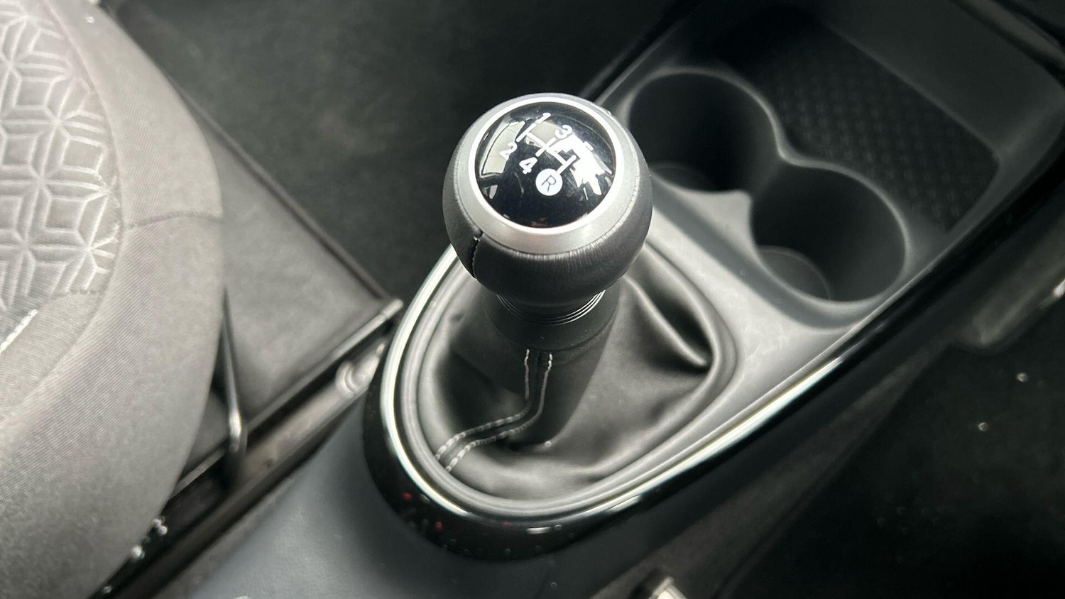 Used Toyota Aygo X 2024 for sale - 77670604: Photo 28