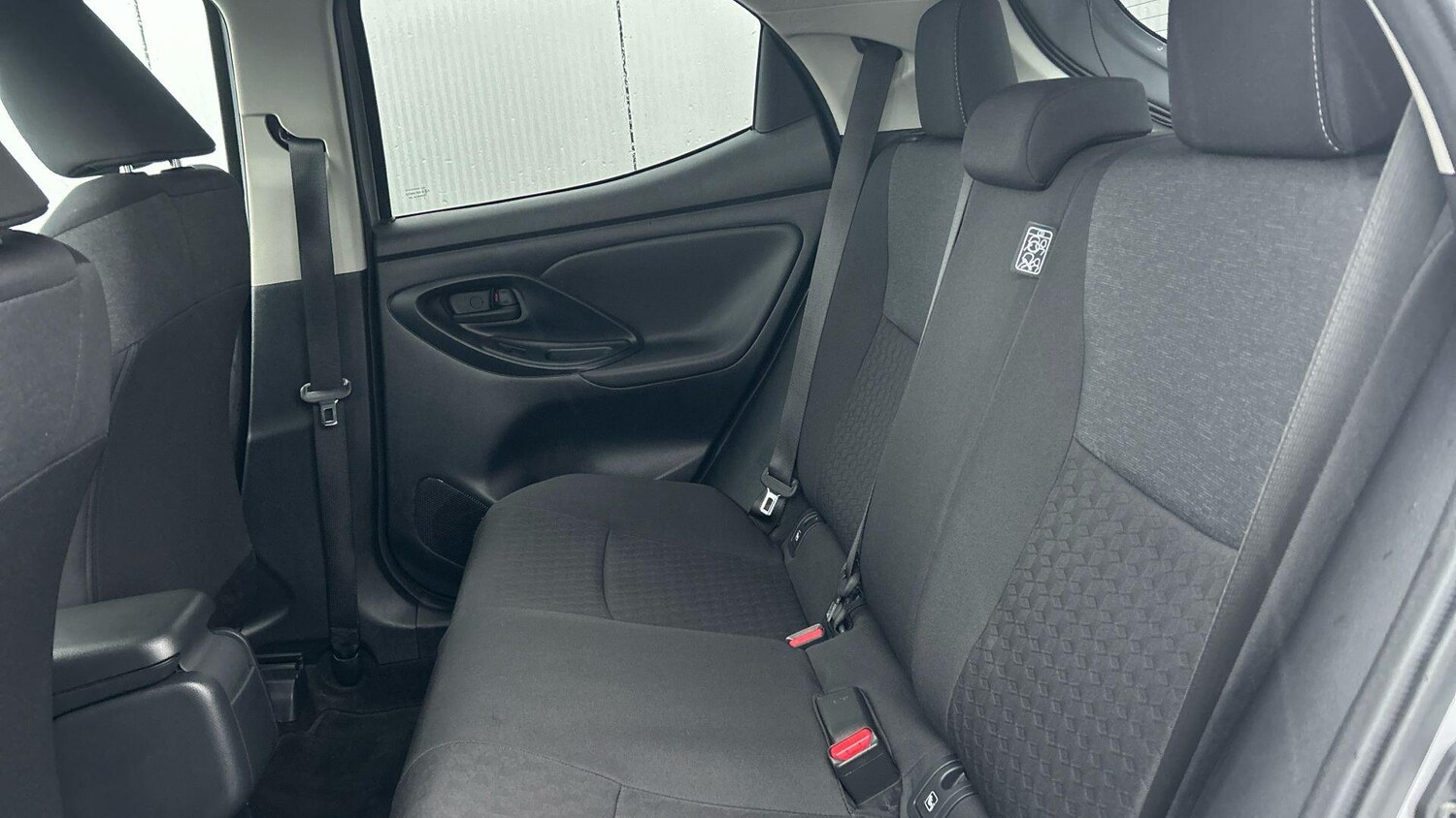 Used Toyota Yaris 2022 for sale - 77574550: Photo 17