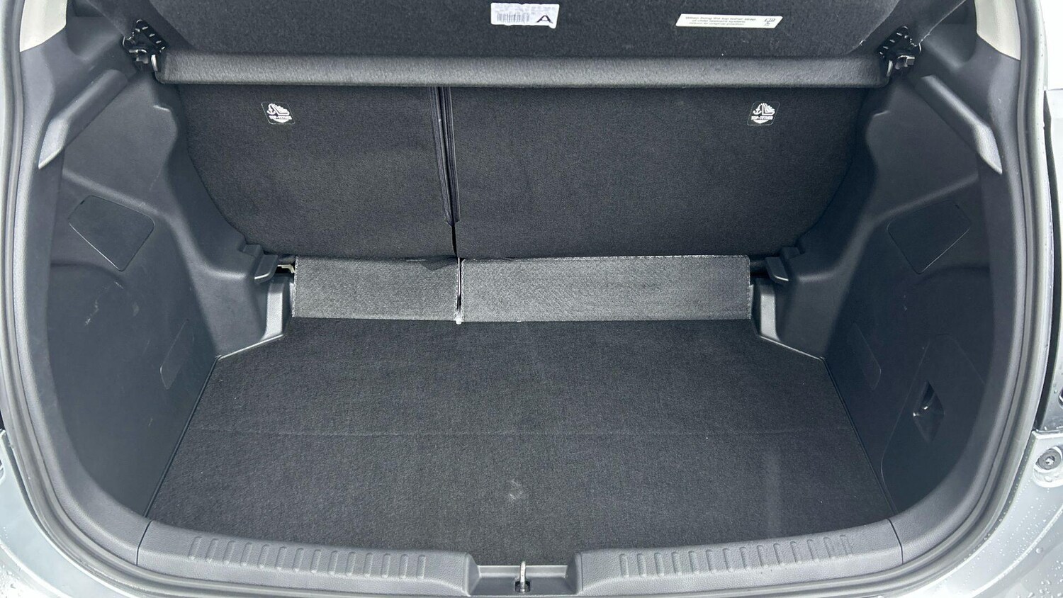 Used Toyota Yaris 2022 for sale - 77574550: Photo 18