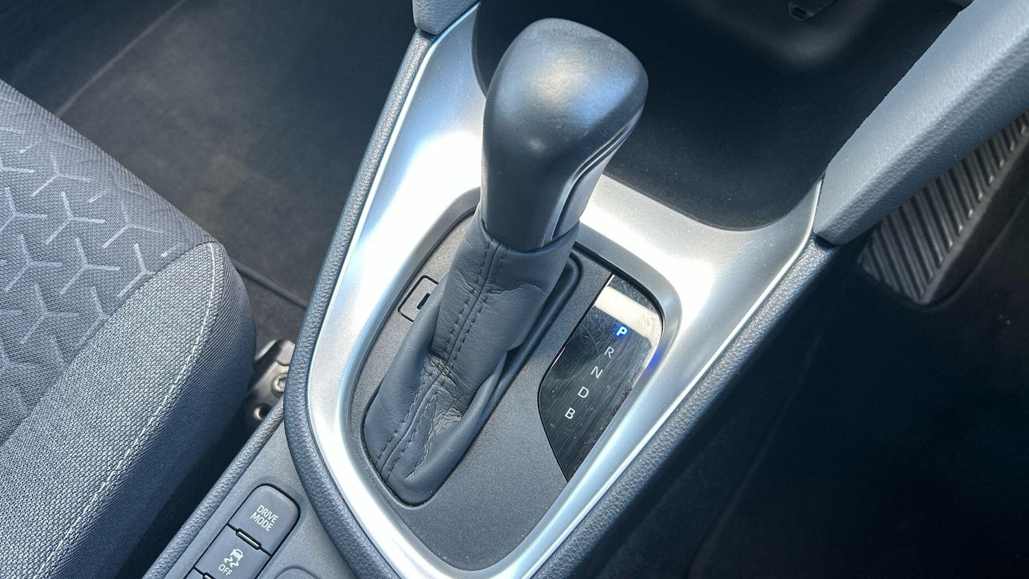 Used Toyota Yaris Cross 2022 for sale - 76689799: Photo 31