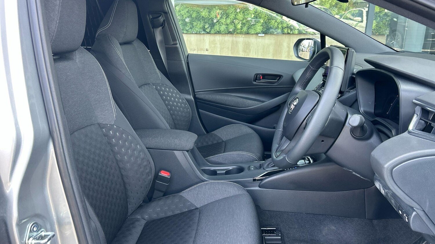 Used Toyota Corolla 2024 for sale - 76441158: Photo 17