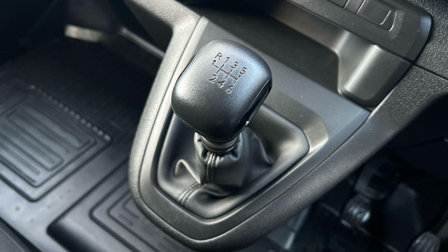 Used Toyota ProAce 2023 for sale - 77215781: Photo 40