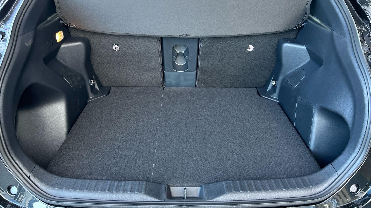 Used Toyota Yaris Cross 2025 for sale - 77255224: Photo 18