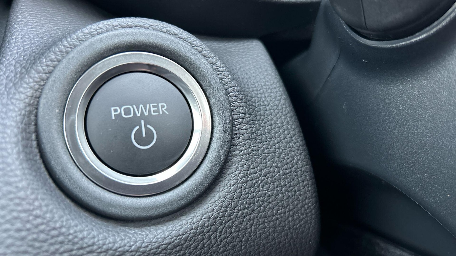 Used Toyota Yaris Cross 2025 for sale - 77255224: Photo 29