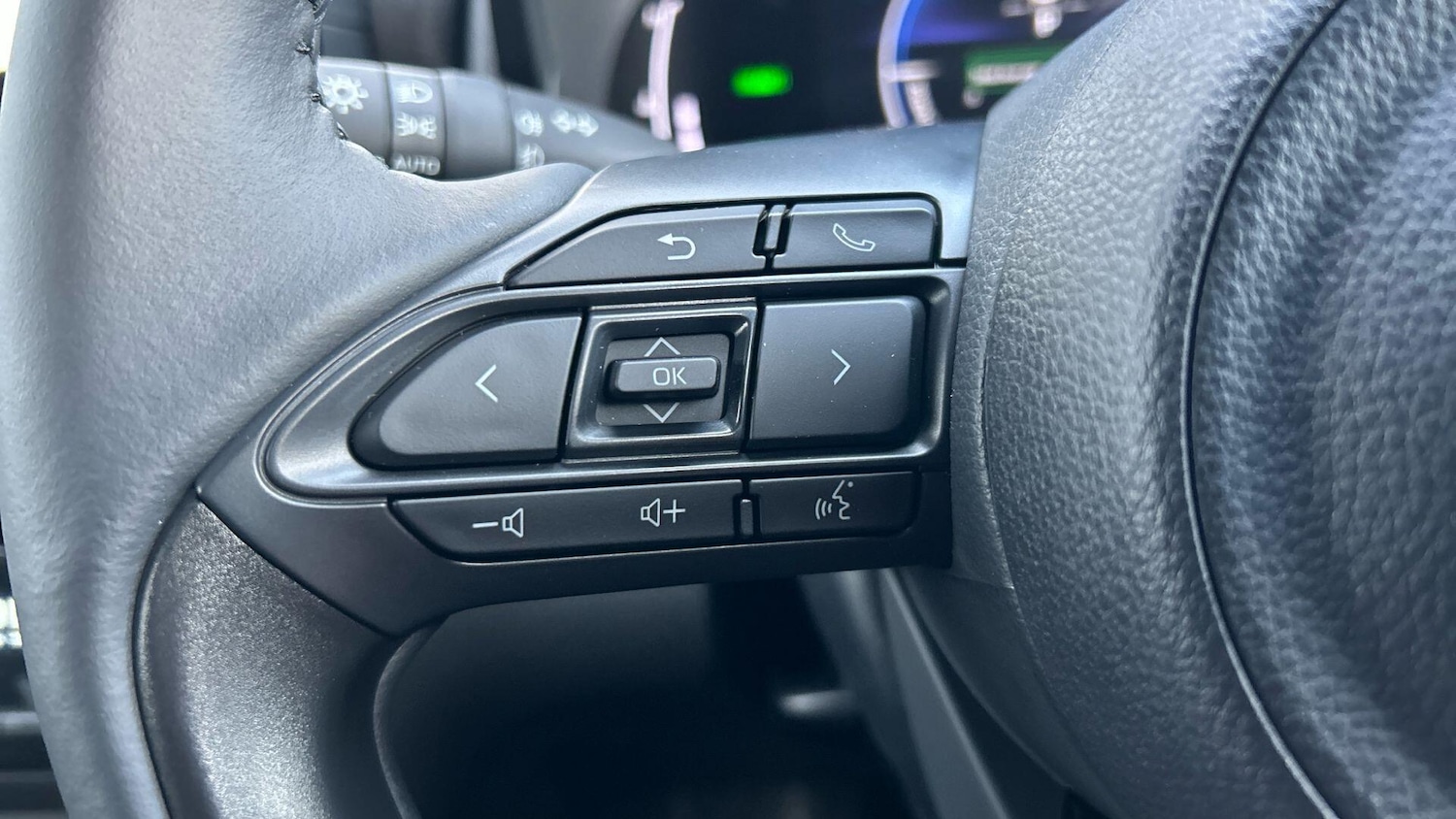 Used Toyota Yaris Cross 2025 for sale - 77255224: Photo 30