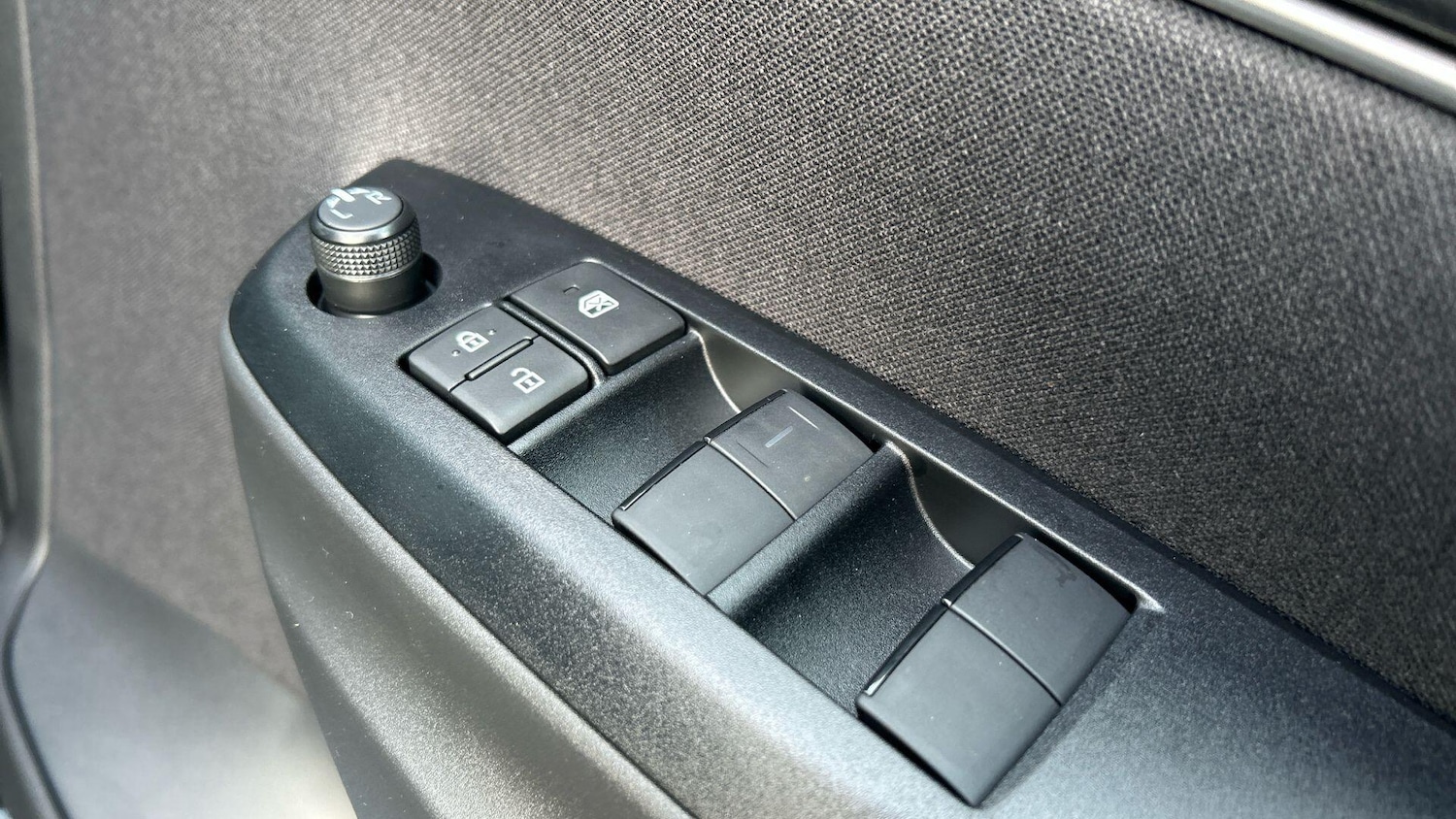 Used Toyota Yaris Cross 2025 for sale - 77255224: Photo 36