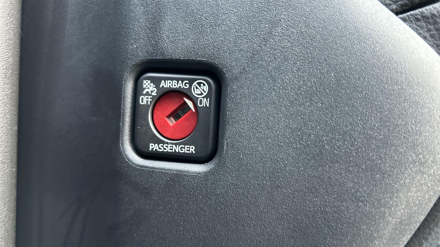 Used Toyota Yaris Cross 2025 for sale - 77255224: Photo 40