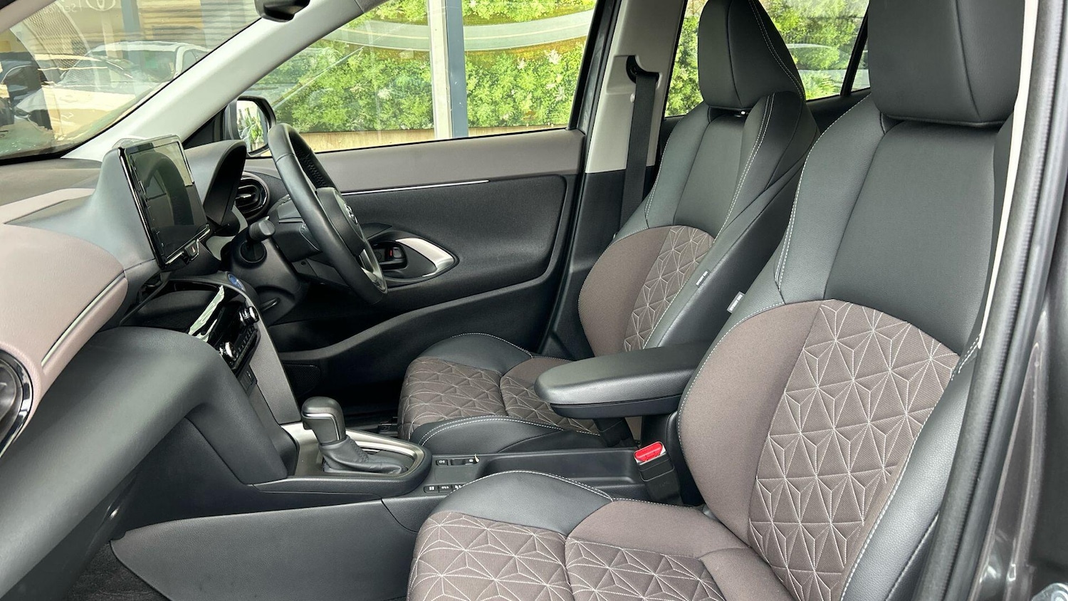 Used Toyota Yaris Cross 2023 for sale - 76825073: Photo 14