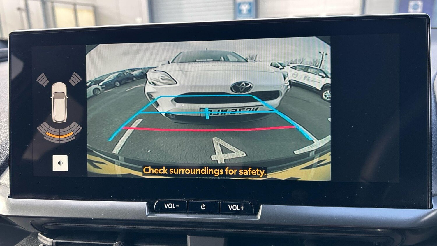 Used Toyota C-HR for sale - 77670679: Photo 21