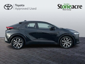 Used Toyota C-HR 2024 for sale - 77670679: Photo