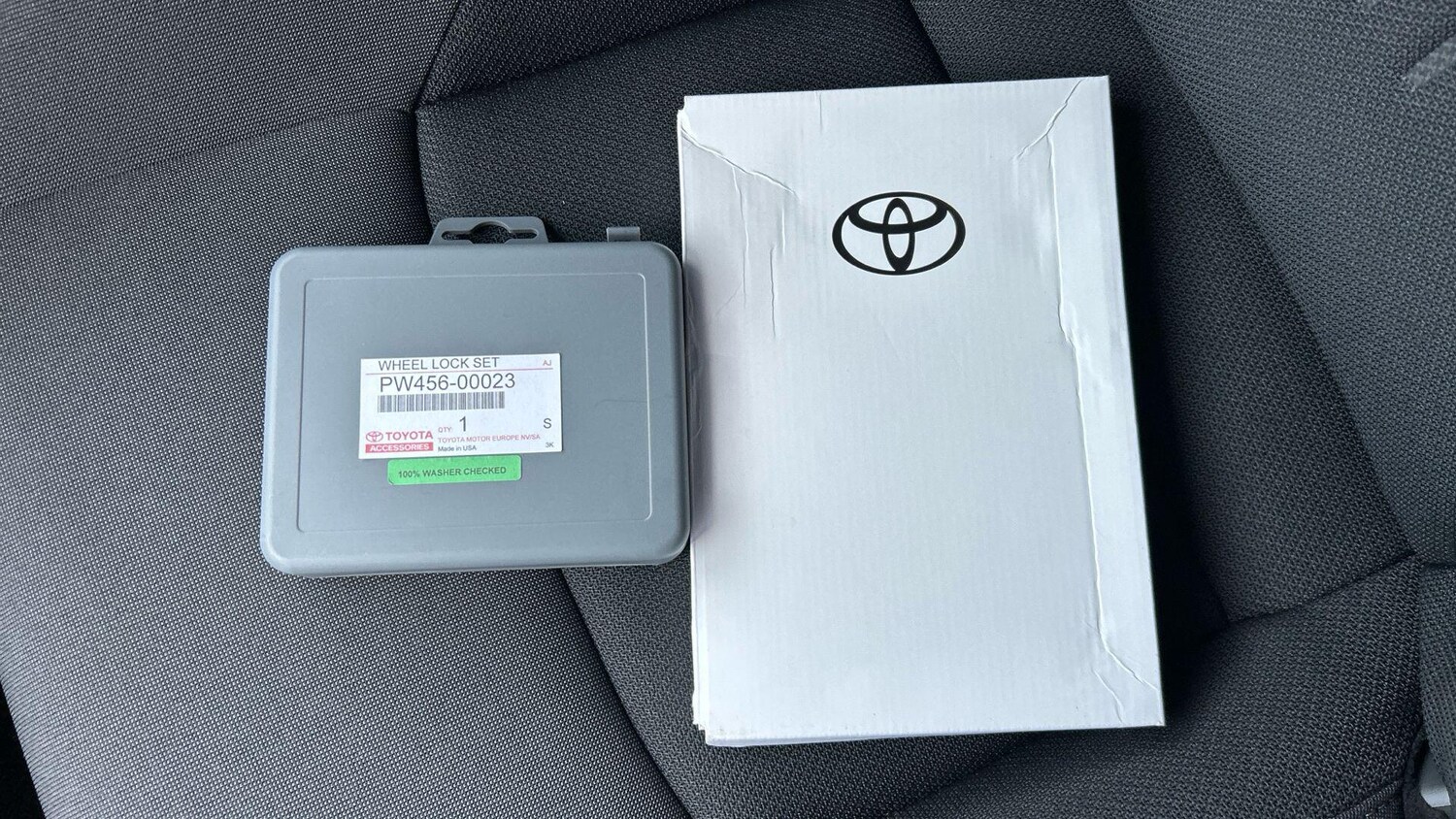 Used Toyota C-HR for sale - 77670679: Photo 45