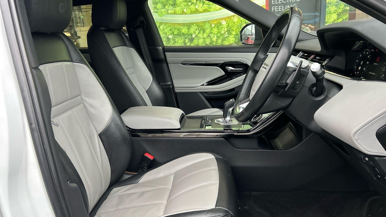 Used Land Rover Range Rover Evoque 2019 for sale - 77425000: Photo 15