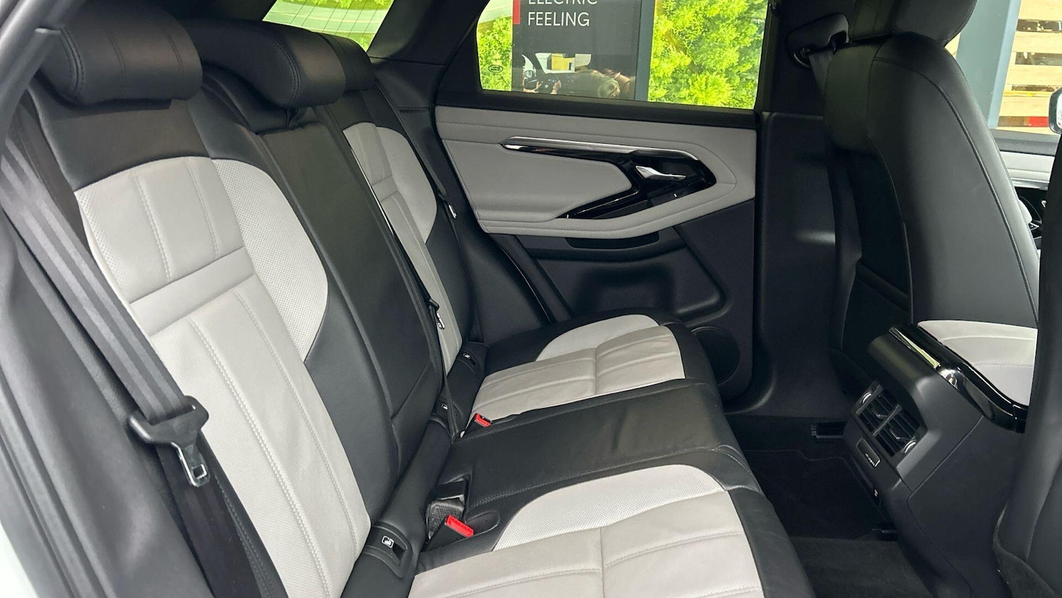 Used Land Rover Range Rover Evoque 2019 for sale - 77425000: Photo 16