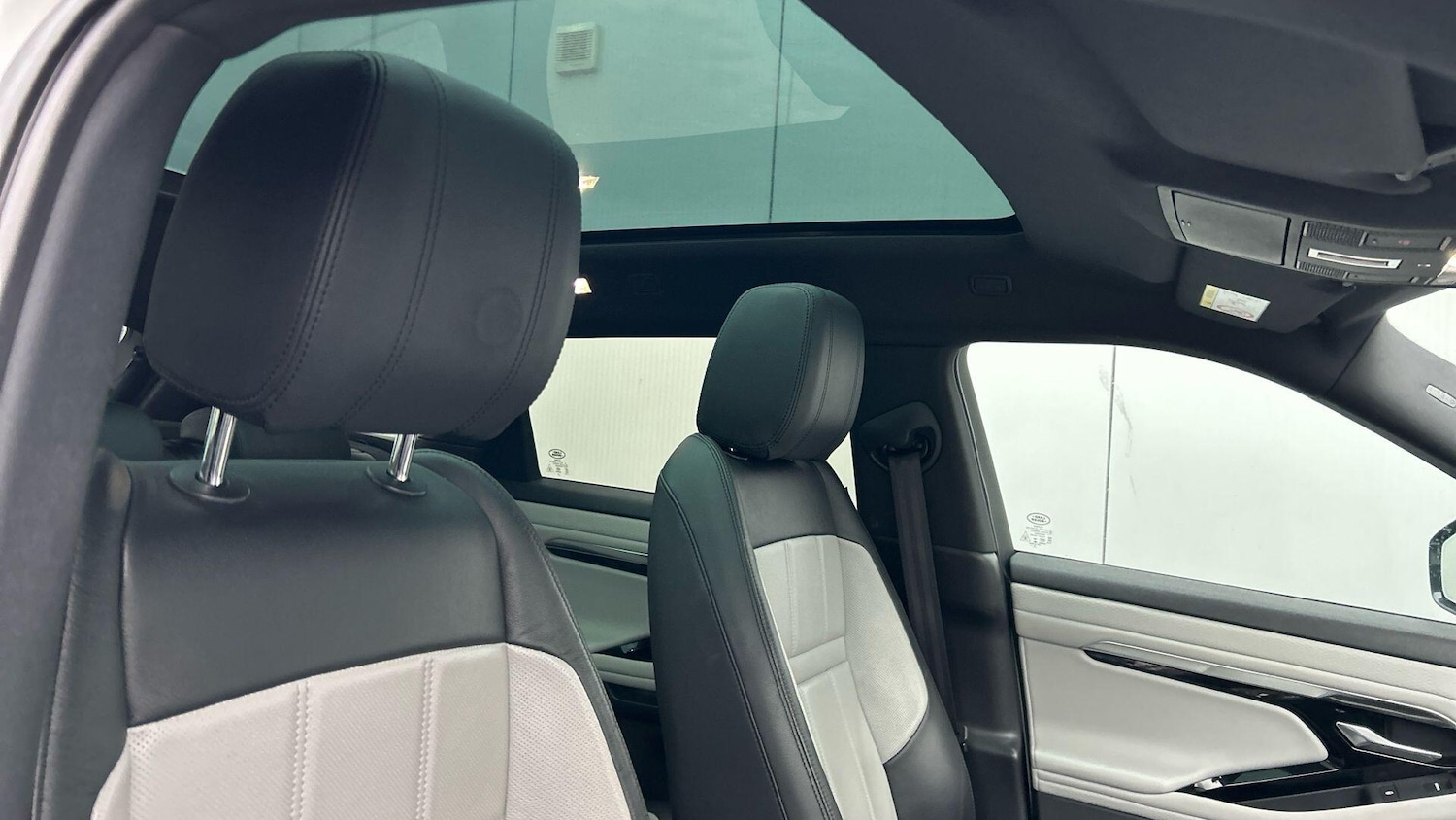 Used Land Rover Range Rover Evoque 2019 for sale - 77425000: Photo 20