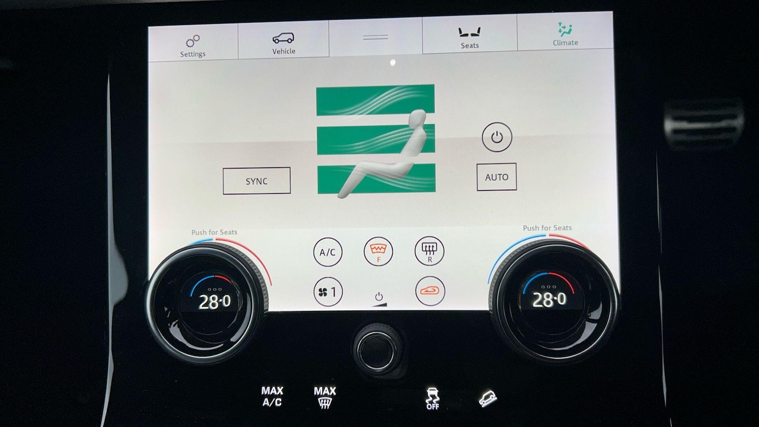 Used Land Rover Range Rover Evoque 2019 for sale - 77425000: Photo 25