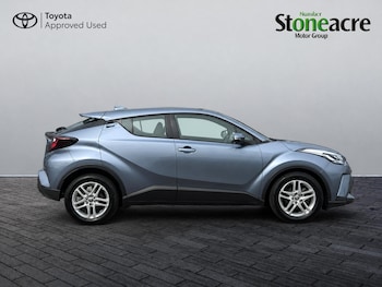 Used Toyota C-HR 2023 for sale - 79532263: Photo