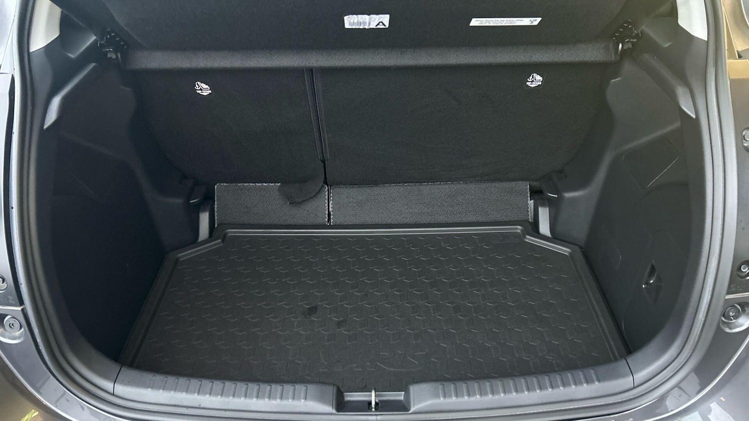 Used Toyota Yaris for sale - 77705658: Photo 18