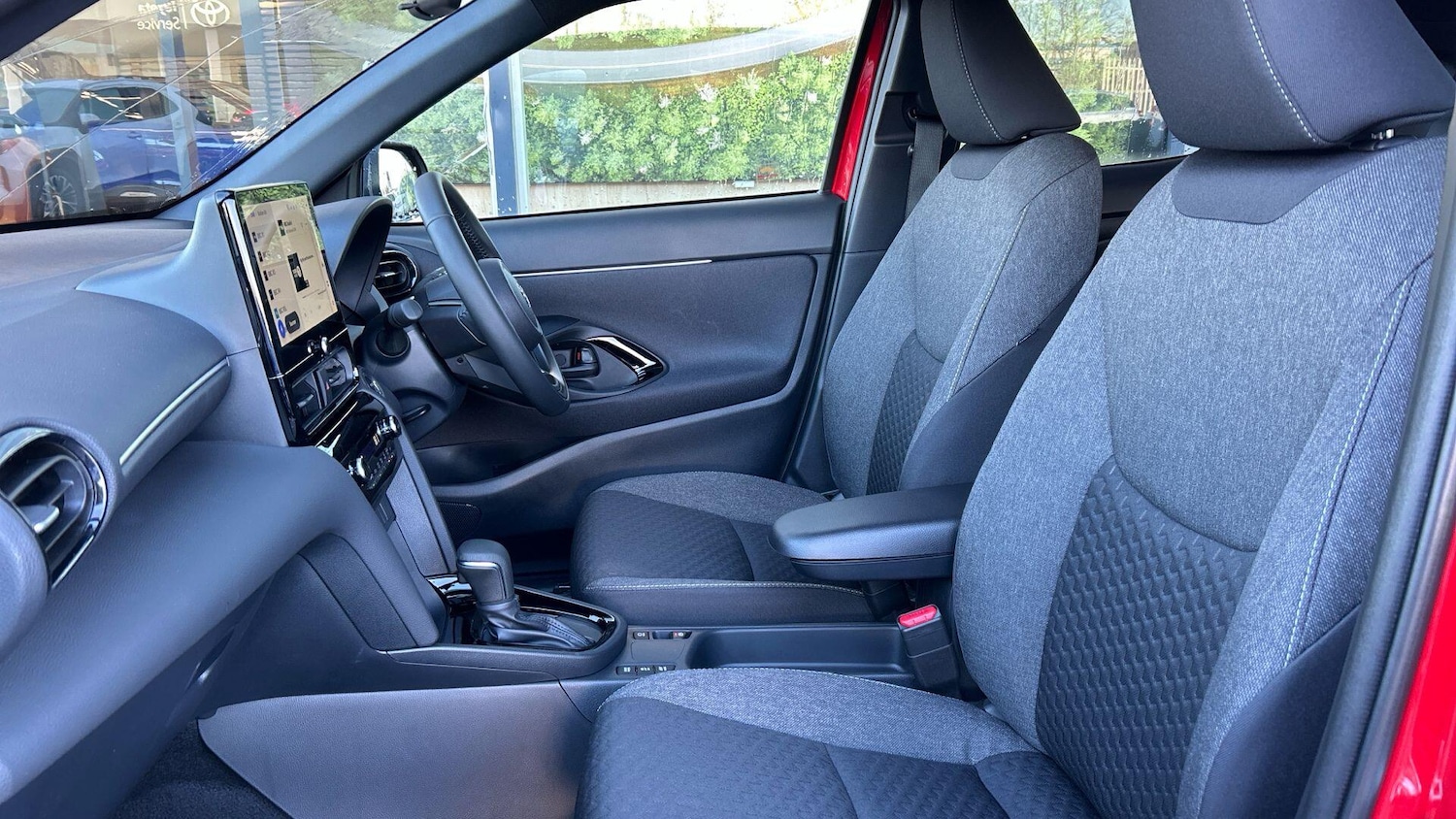 Used Toyota Yaris Cross 2025 for sale - 77155342: Photo 14