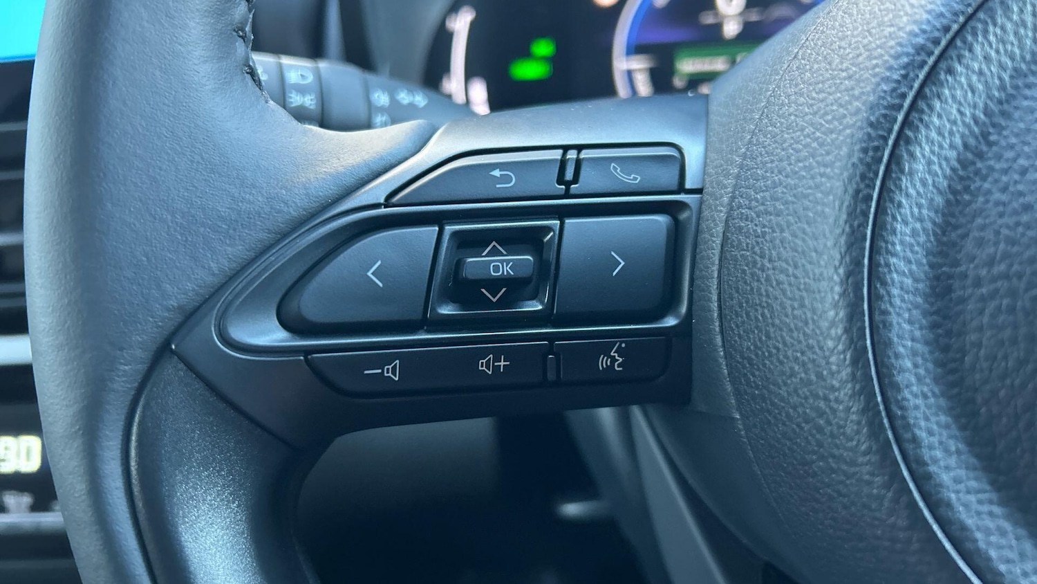 Used Toyota Yaris Cross 2025 for sale - 77155342: Photo 30