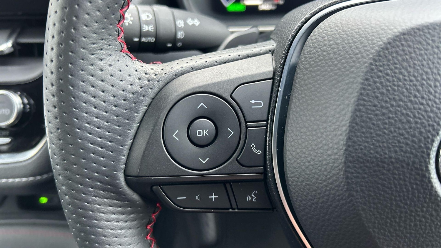 Used Toyota Corolla 2023 for sale - 76472229: Photo 44